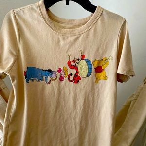 Disney whinnie the Pooh t-shirt X-small